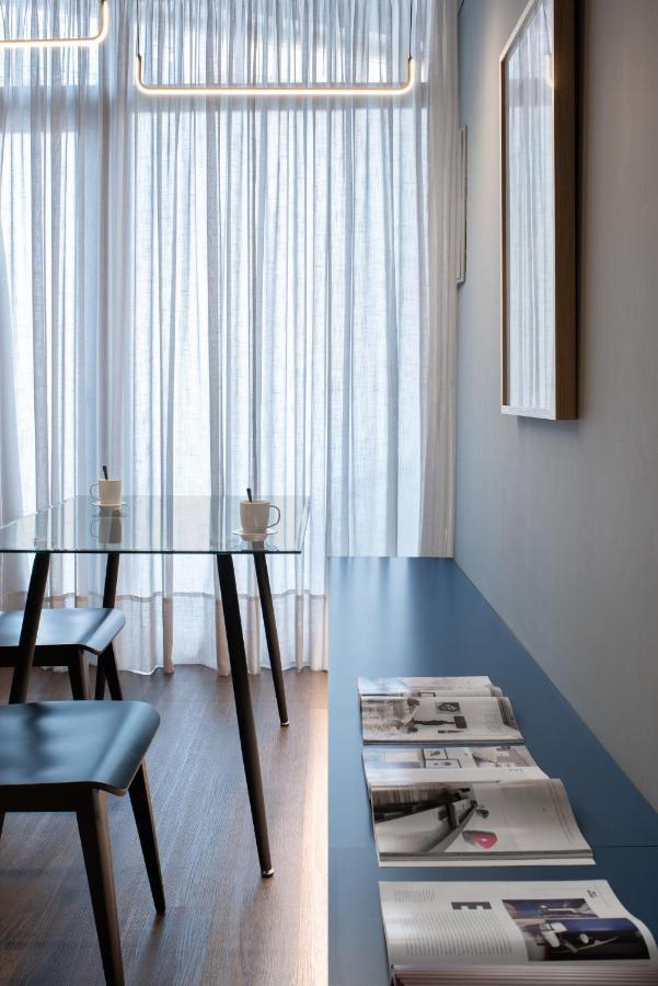 Muralla Sevilla Suites By Lola Екстериор снимка